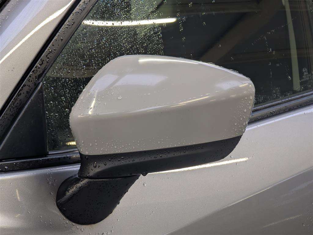 <p>2014 MAZDA CX-5 SE-L D NAV</p>