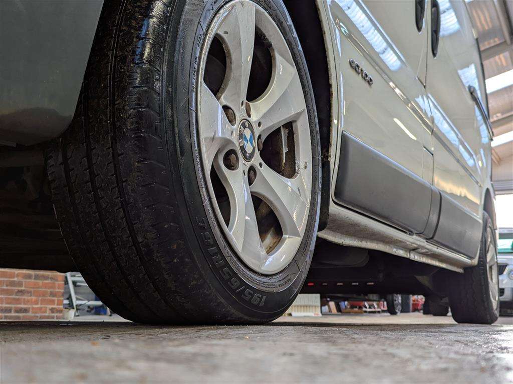 <p>2006 RENAULT TRAFIC SL27 DCI 100 SWB</p>