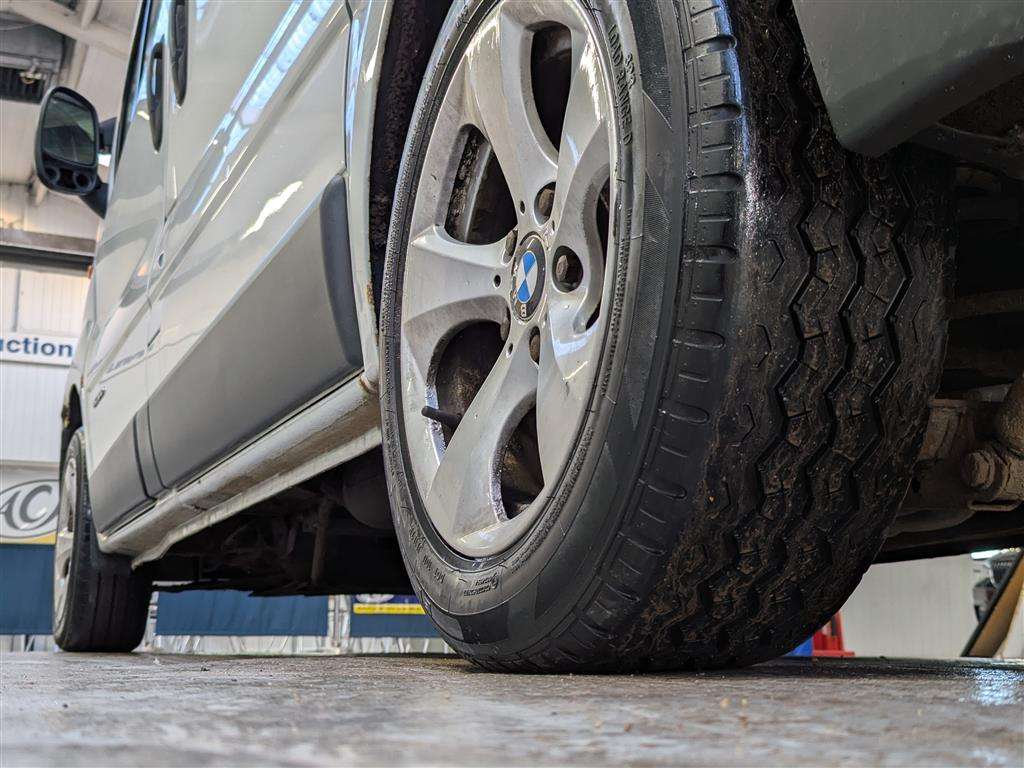 <p>2006 RENAULT TRAFIC SL27 DCI 100 SWB</p>