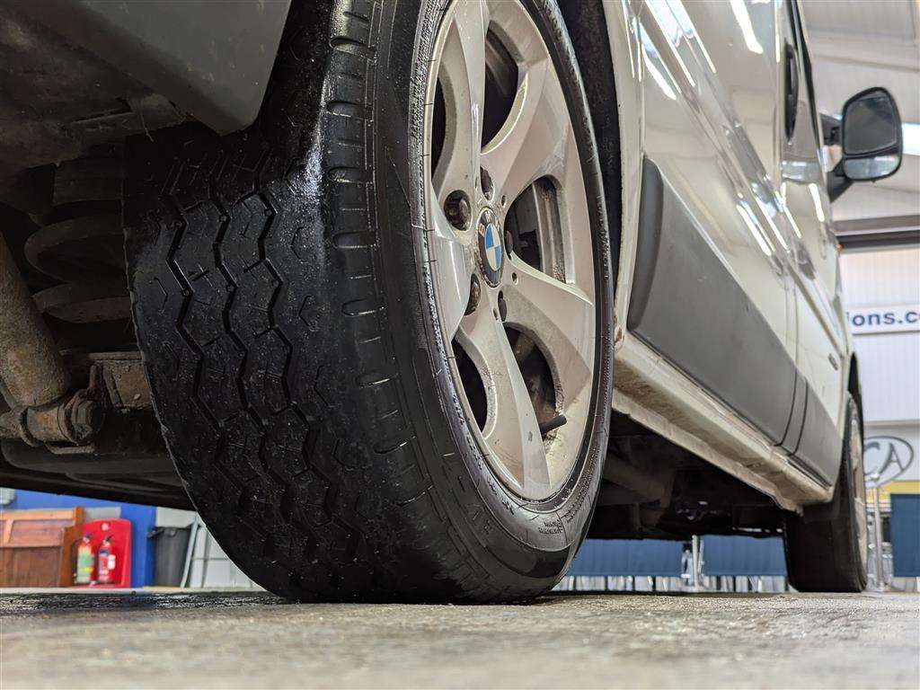 <p>2006 RENAULT TRAFIC SL27 DCI 100 SWB</p>