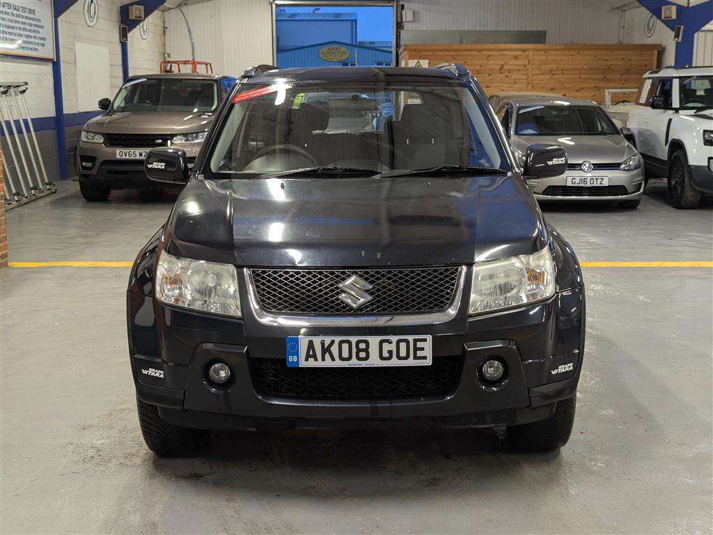 <p>2008 SUZUKI GRAND VITARA ATTITUDE</p>