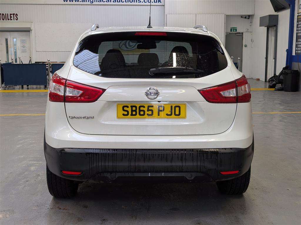 <p>2015 NISSAN QASHQAI TEKNA DIG-T</p>