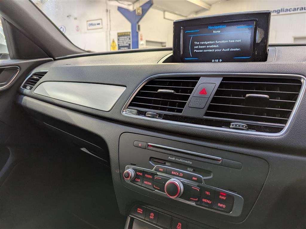 <p>2015 AUDI Q3 S LINE TDI</p>