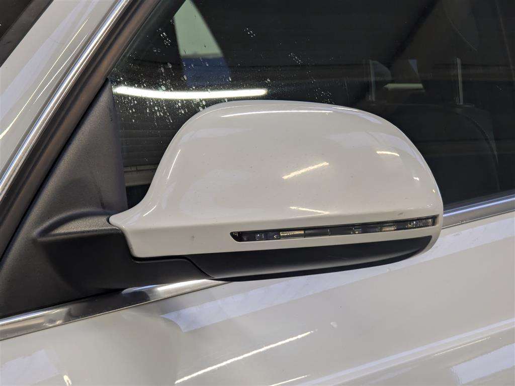 <p>2015 AUDI Q3 S LINE TDI</p>