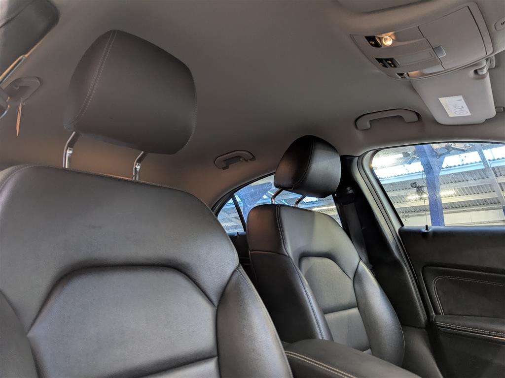 <p>2016 MERCEDES-BENZ A 180 SE</p>