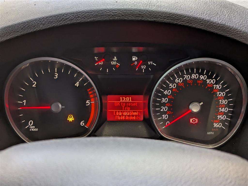 <p>2013 FORD S-MAX ZETEC TDCI 140</p>