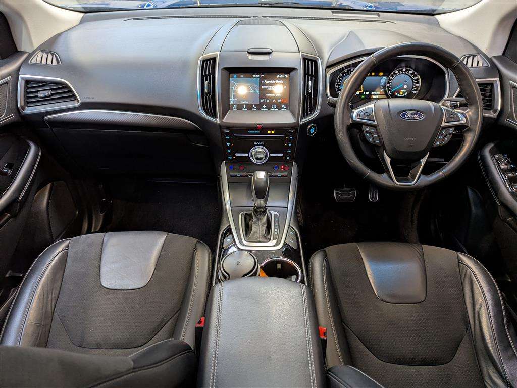 <p>2018 FORD EDGE ST-LINE AUTO</p>