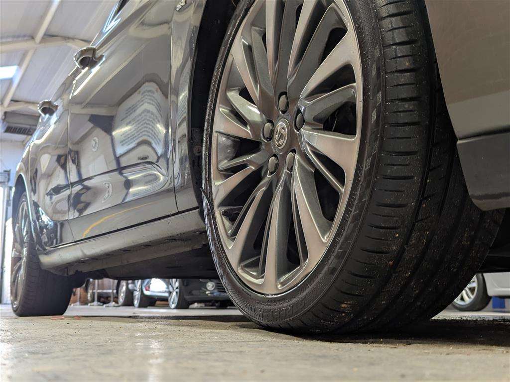 <p>2020 VAUXHALL ASTRA SRI VX LINE NAV TUR</p>