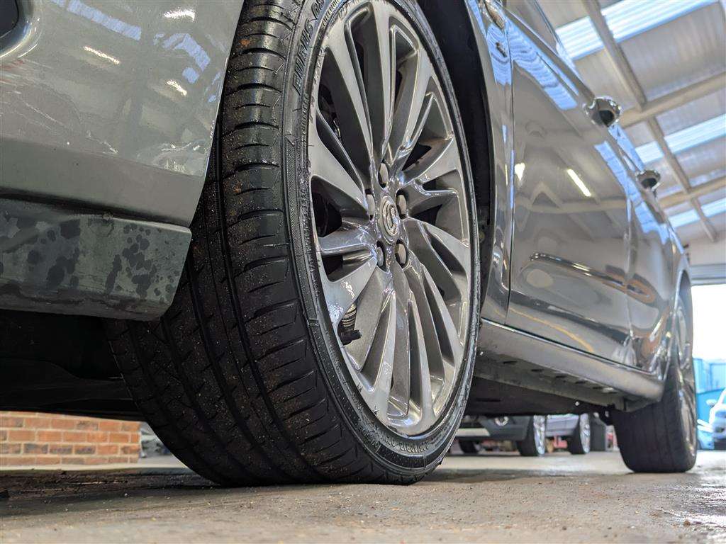 <p>2020 VAUXHALL ASTRA SRI VX LINE NAV TUR</p>