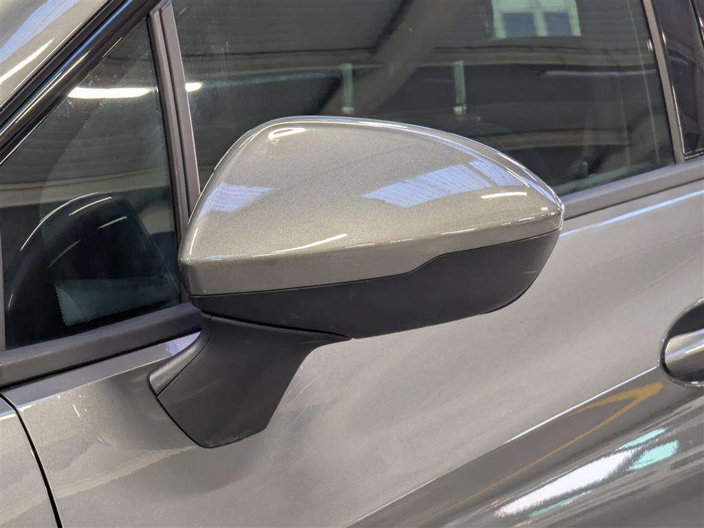 <p>2020 VAUXHALL ASTRA SRI VX LINE NAV TUR</p>