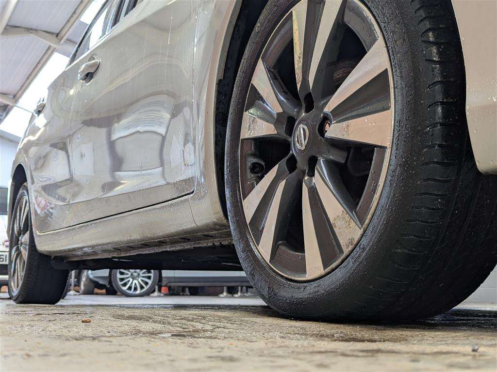 <p>2015 NISSAN PULSAR N-TEC DCI</p>