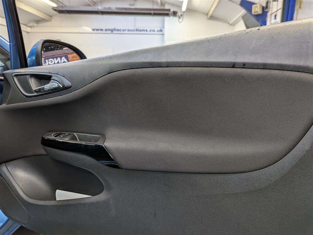 <p>2019 VAUXHALL CORSA GRIFFIN</p>