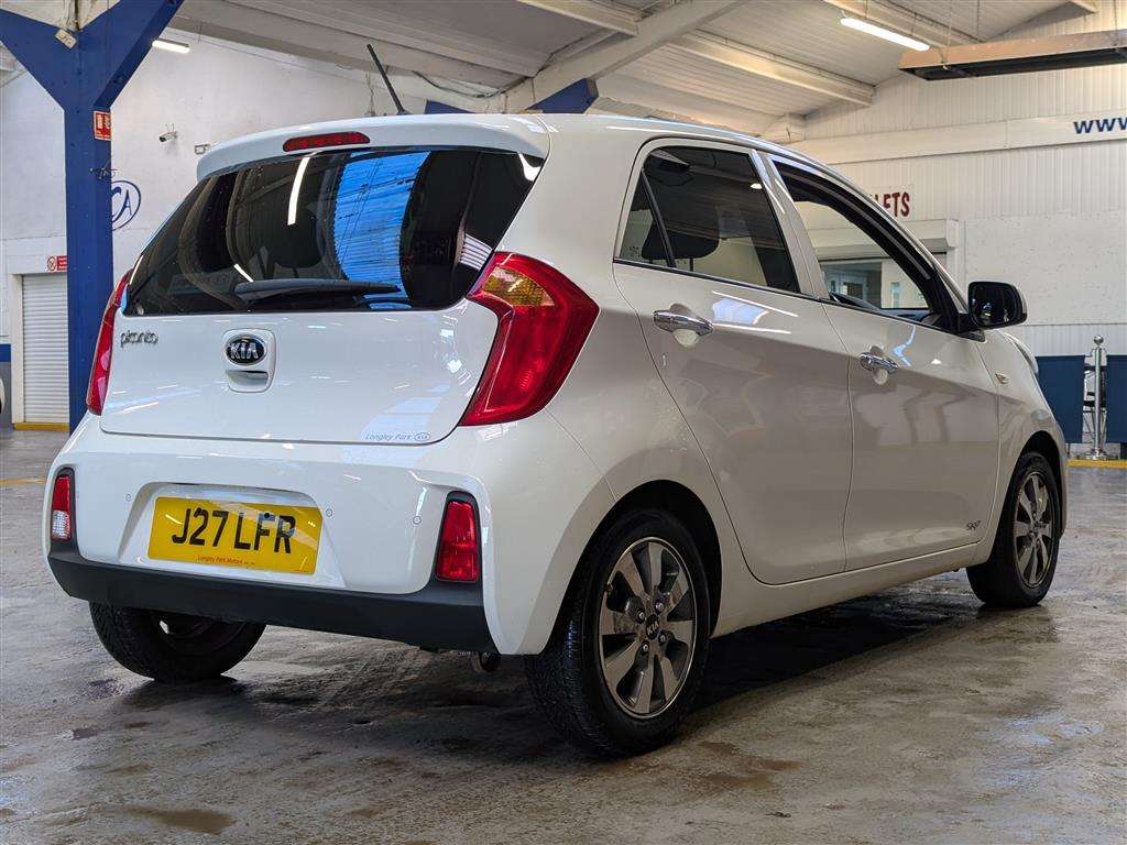 <p>2016 KIA PICANTO SR7</p>