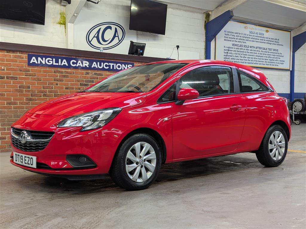 <p>2019 VAUXHALL CORSA DESIGN</p>