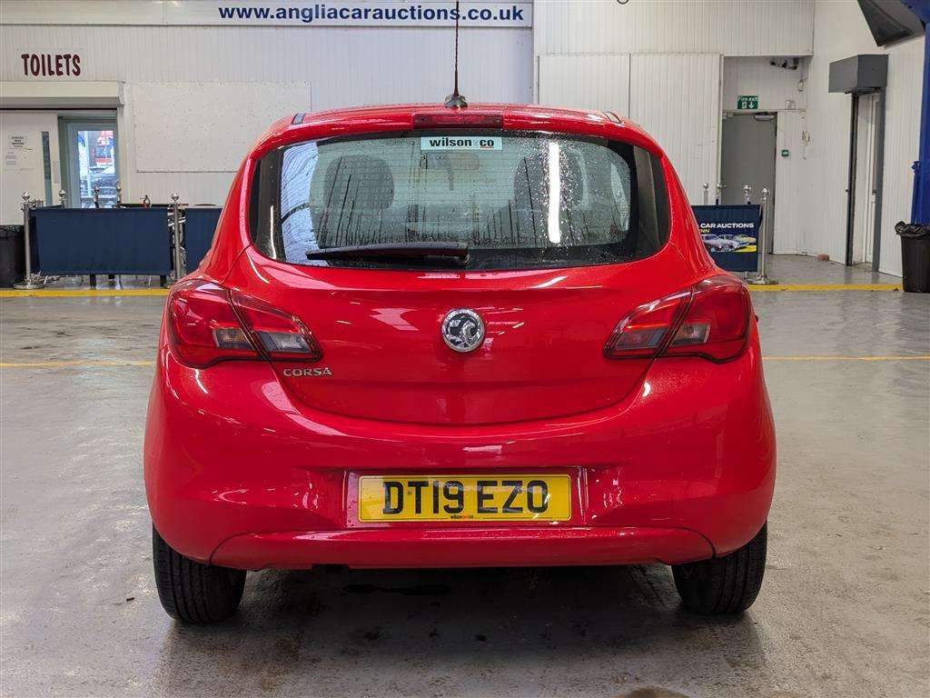 <p>2019 VAUXHALL CORSA DESIGN</p>