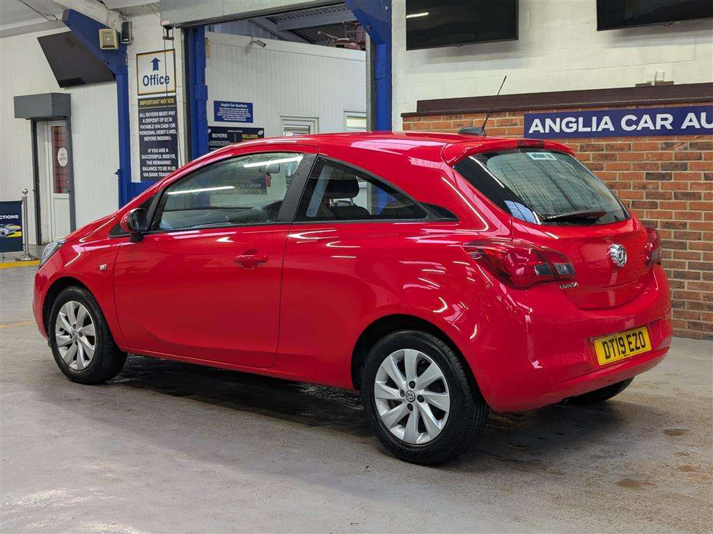<p>2019 VAUXHALL CORSA DESIGN</p>