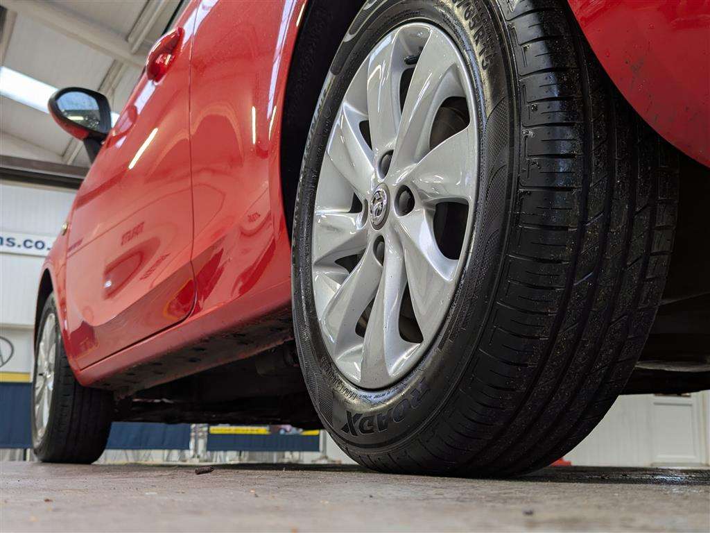 <p>2019 VAUXHALL CORSA DESIGN</p>