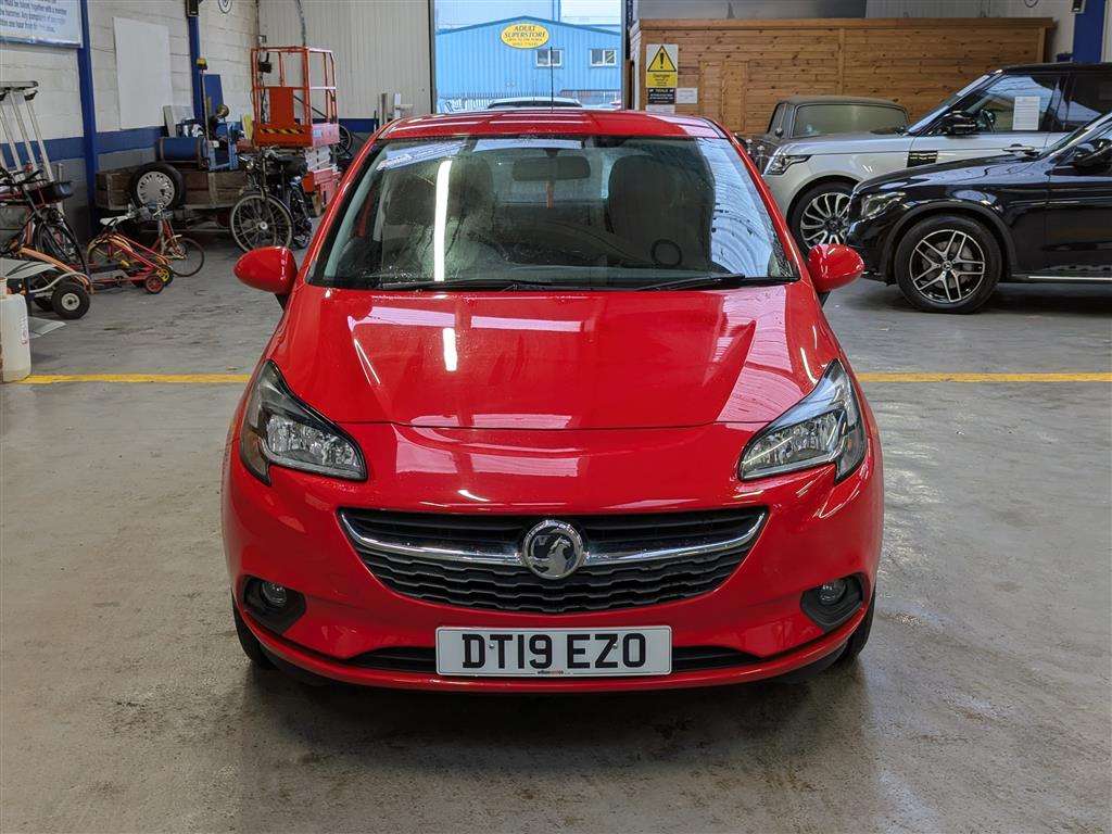 <p>2019 VAUXHALL CORSA DESIGN</p>
