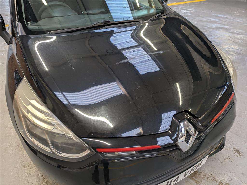 <p>2014 RENAULT CLIO D-QUE S M-NAV NRG TC</p>