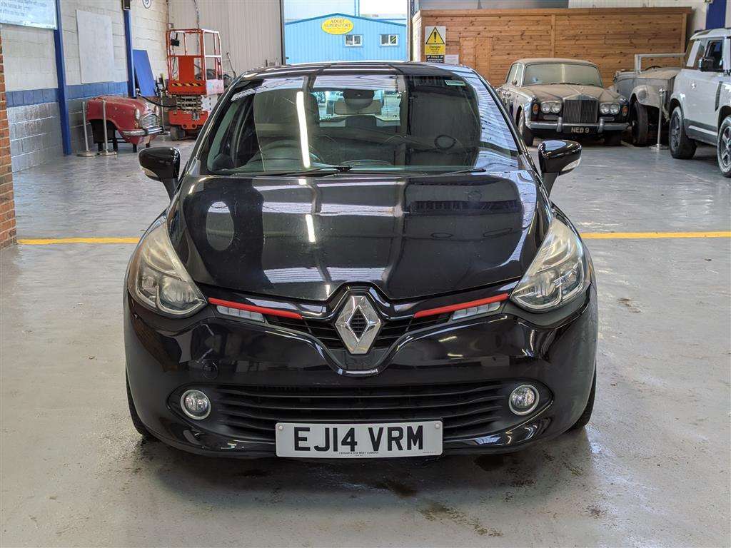 <p>2014 RENAULT CLIO D-QUE S M-NAV NRG TC</p>
