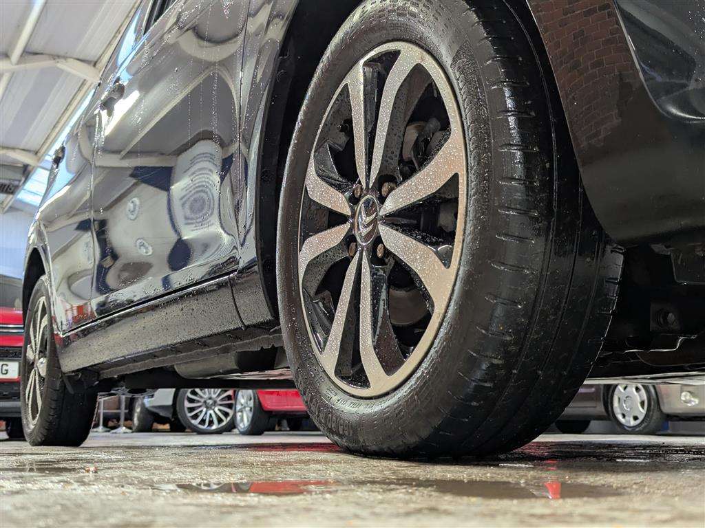 <p>2021 CITROEN C1 SHINE</p>