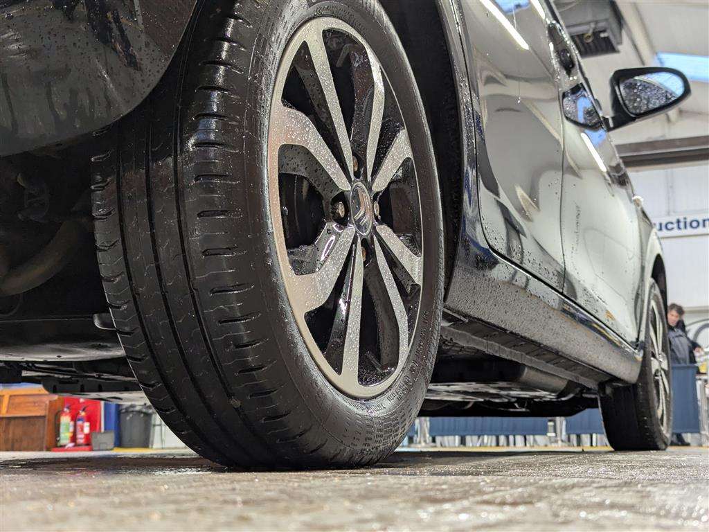 <p>2021 CITROEN C1 SHINE</p>