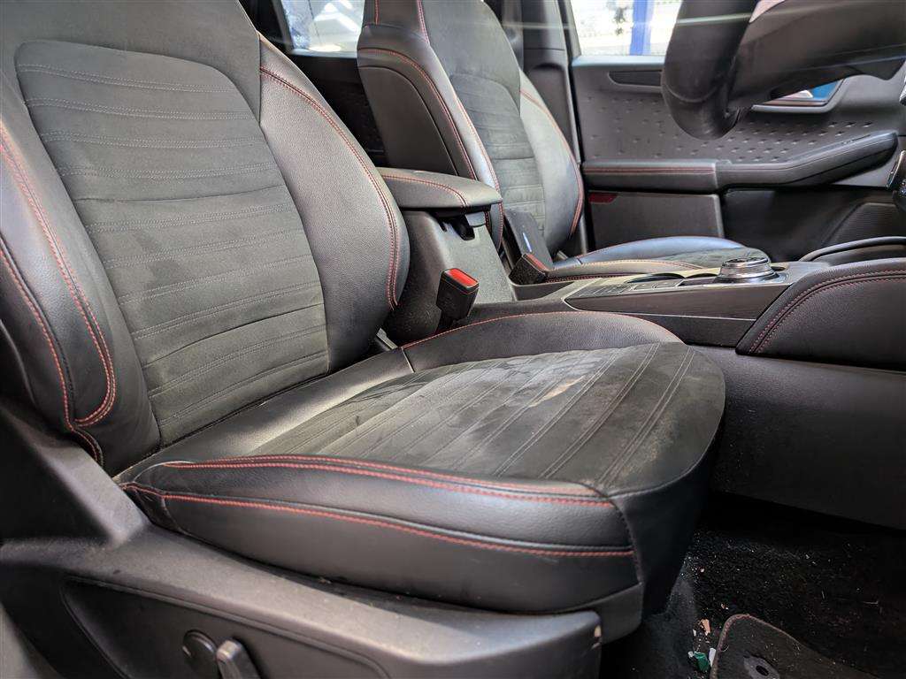 <p>2021 CITROEN C1 SHINE</p>