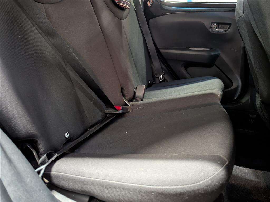 <p>2021 CITROEN C1 SHINE</p>