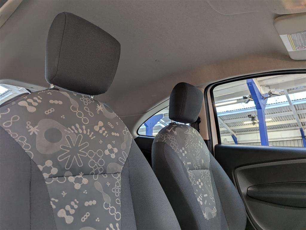 <p>2014 FORD KA STUDIO</p>