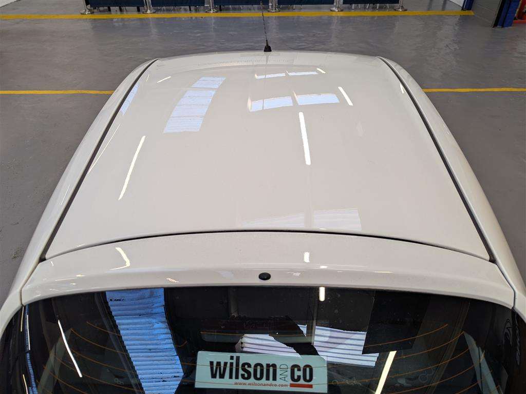 <p>2014 FORD KA STUDIO</p>