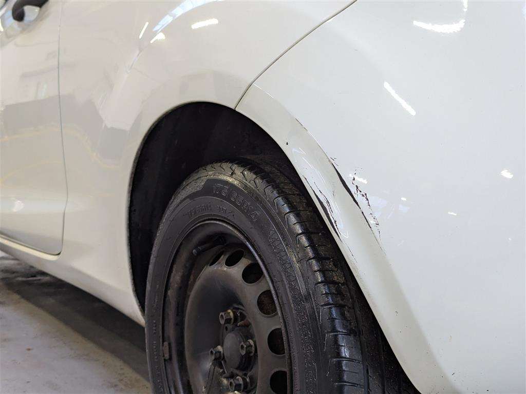 <p>2014 FORD KA STUDIO</p>