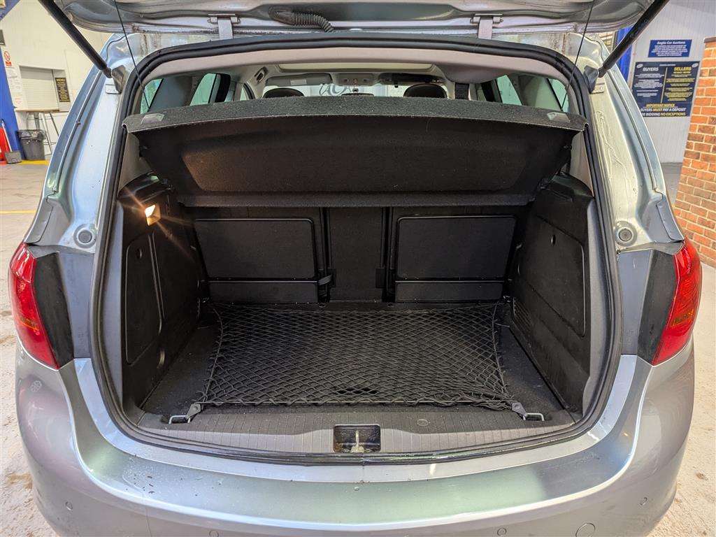 <p>2013 VAUXHALL MERIVA SE</p>