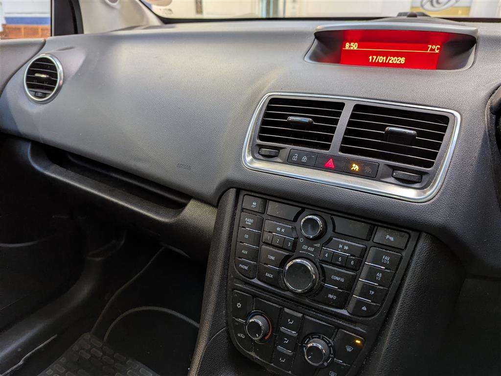 <p>2013 VAUXHALL MERIVA SE</p>