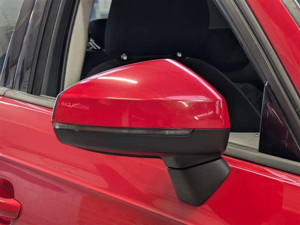 <p>2013 AUDI A3 SE TDI</p>