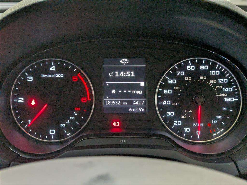 <p>2013 AUDI A3 SE TDI</p>