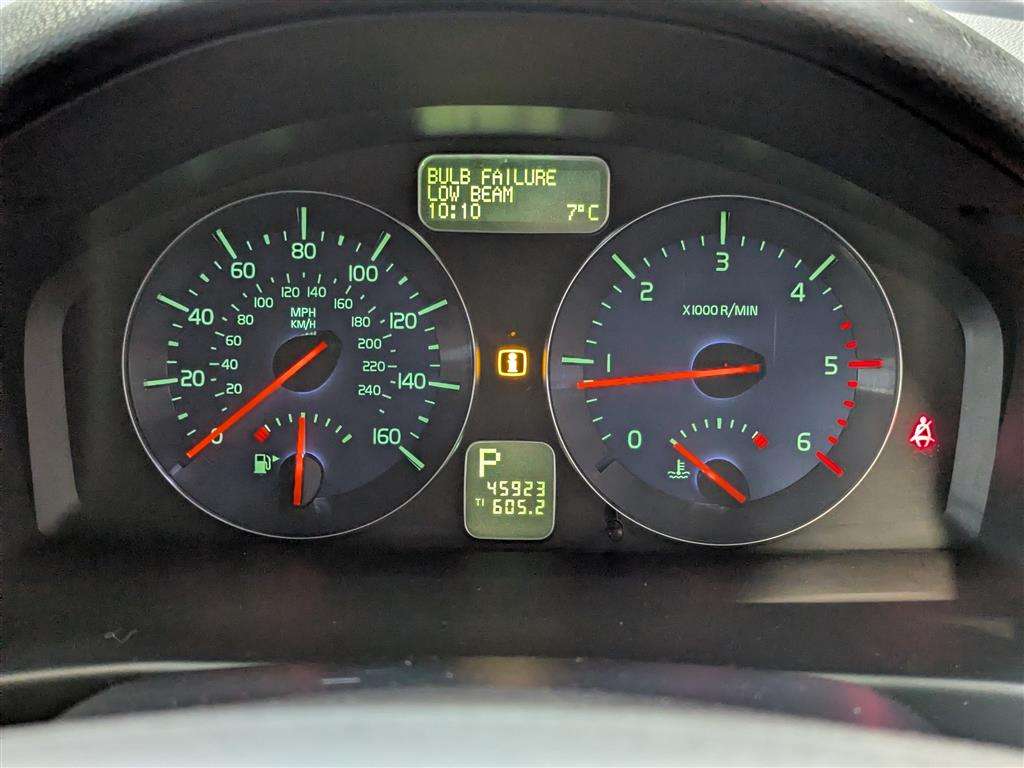 <p>2012 VOLVO C30 R-DESIGN D3 AUTO</p>