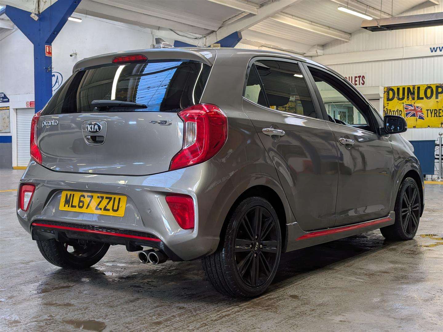 <p>2017 KIA PICANTO GT-LINE S</p>