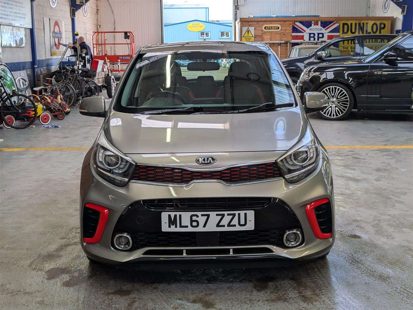 <p>2017 KIA PICANTO GT-LINE S</p>