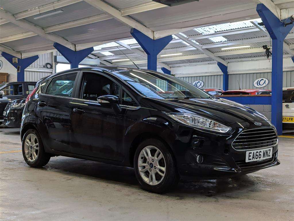 <p>2016 FORD FIESTA ZETEC TURBO</p>