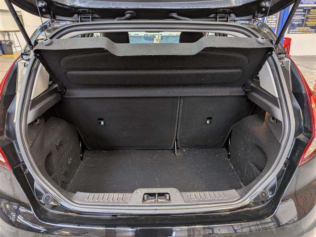 <p>2016 FORD FIESTA ZETEC TURBO</p>