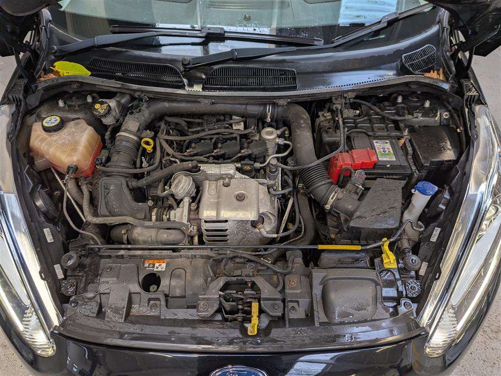 <p>2016 FORD FIESTA ZETEC TURBO</p>