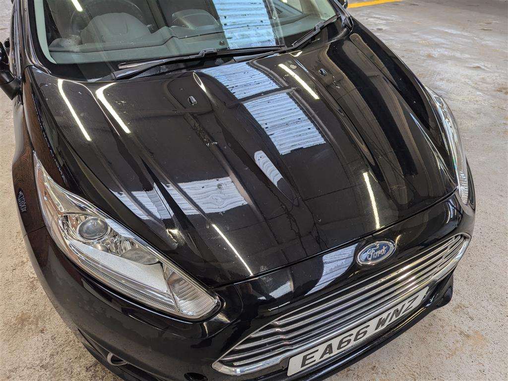 <p>2016 FORD FIESTA ZETEC TURBO</p>