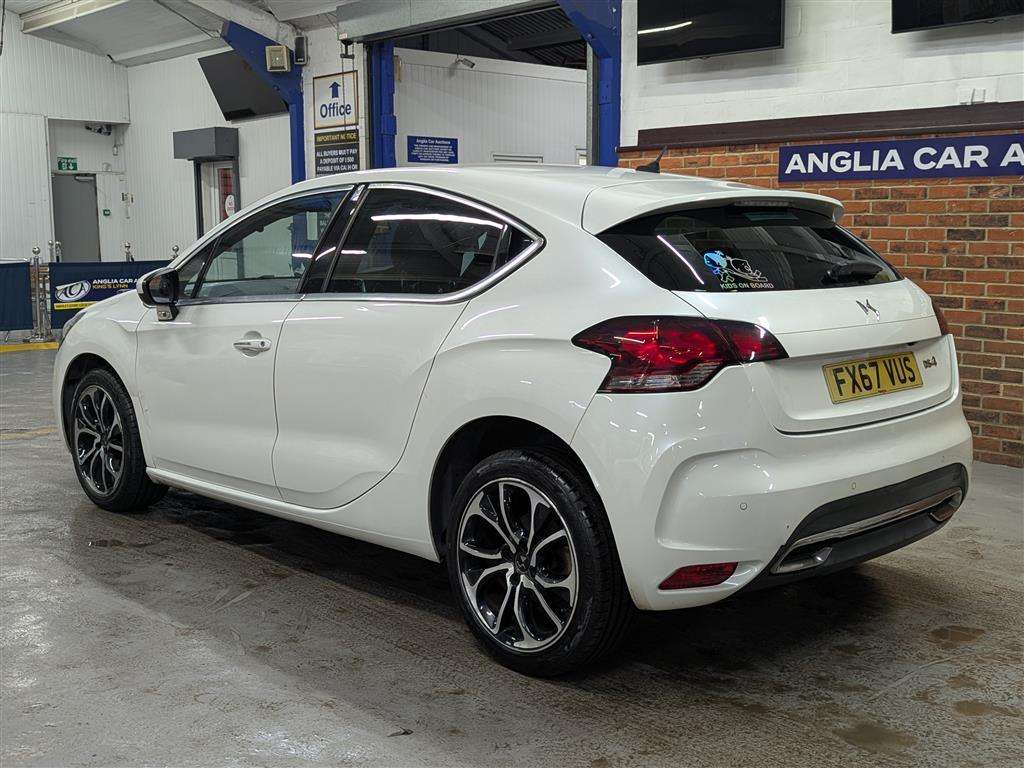 <p>2017 DS DS4 PRESTIGE BLUEHDI S/S</p>