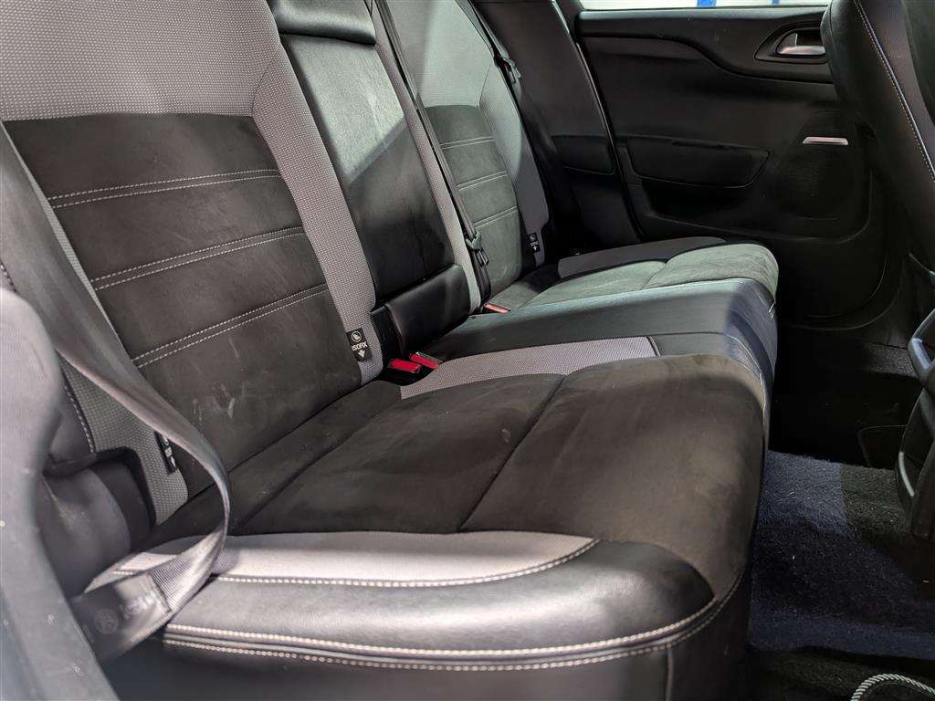 <p>2017 DS DS4 PRESTIGE BLUEHDI S/S</p>