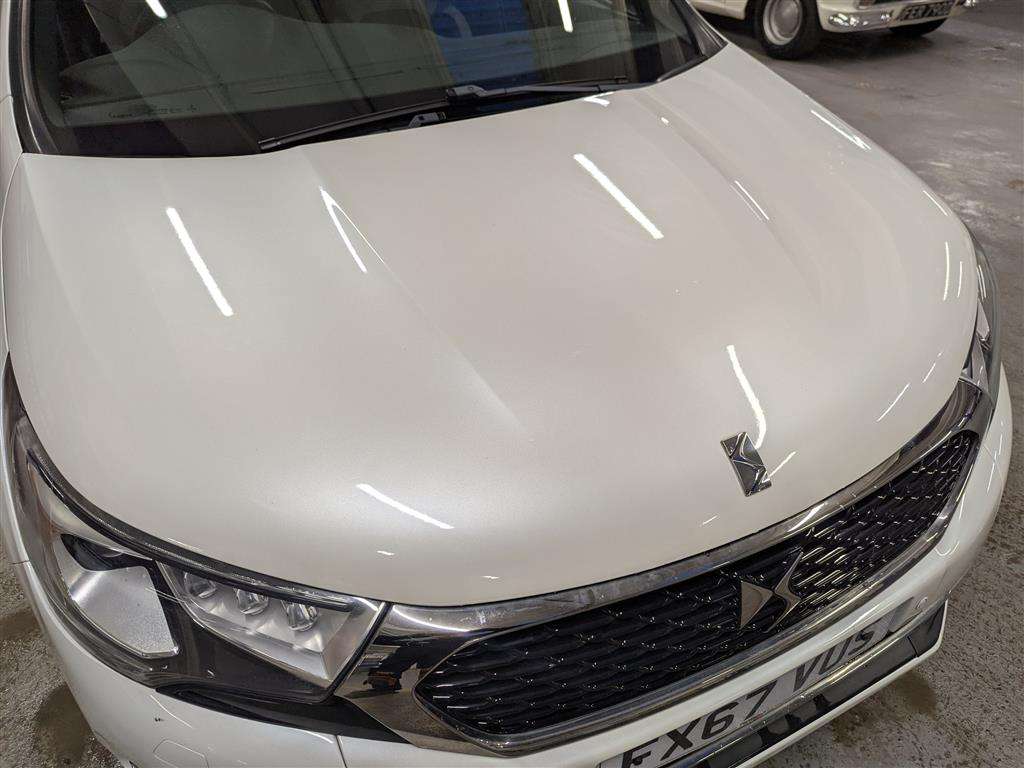 <p>2017 DS DS4 PRESTIGE BLUEHDI S/S</p>
