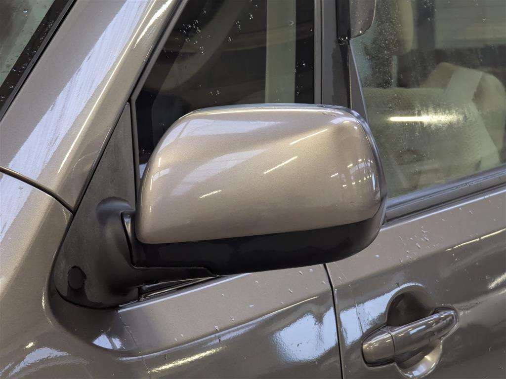 <p>2006 TOYOTA PORTE</p>