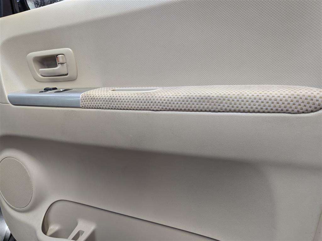 <p>2006 TOYOTA PORTE</p>