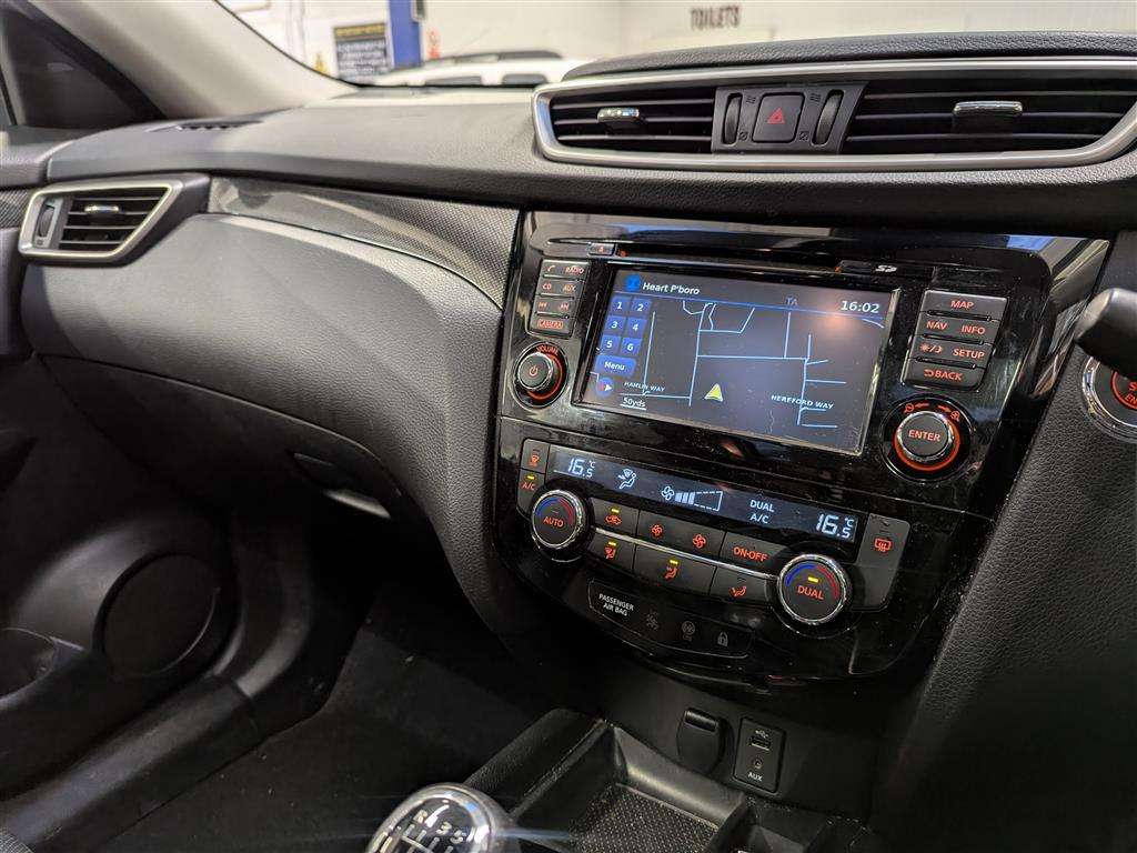 <p>2018 NISSAN X-TRAIL TEKNA SE DCI</p>