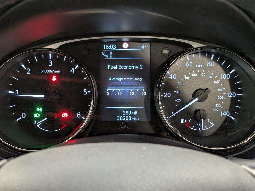 <p>2018 NISSAN X-TRAIL TEKNA SE DCI</p>