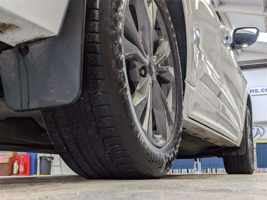 <p>2021 FORD KUGA ST-LINE ED EBLUE 4X4</p>